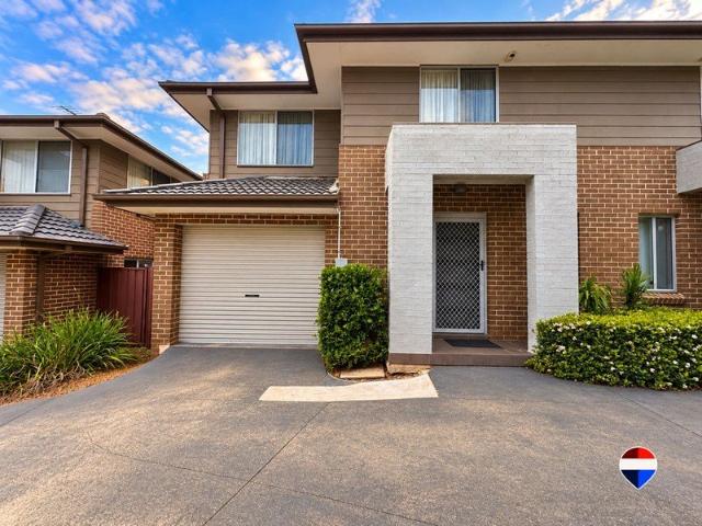 Townhouse for sale in Lemongrove, Sydney