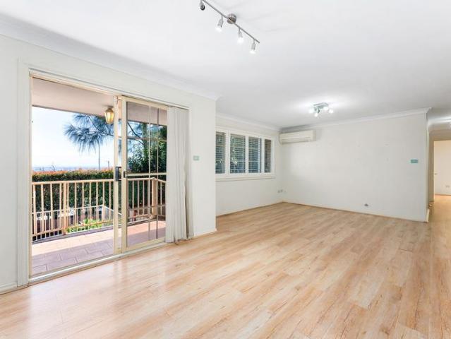 Townhouse for rent in Mobbs Hill, Sydney