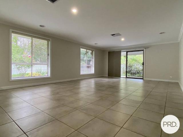 Townhouse for rent in Albury, New South Wales