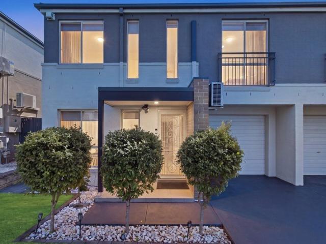Duplex for sale in Woodcroft, Sydney