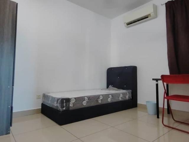 Room for rent in Petaling, Damansara Damai