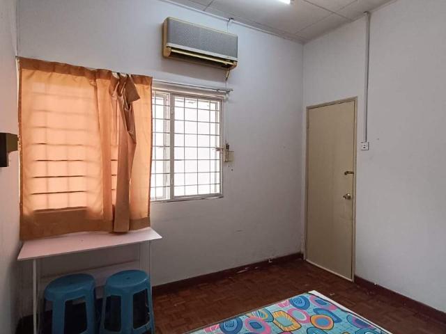 Room for rent in Petaling, Subang Jaya