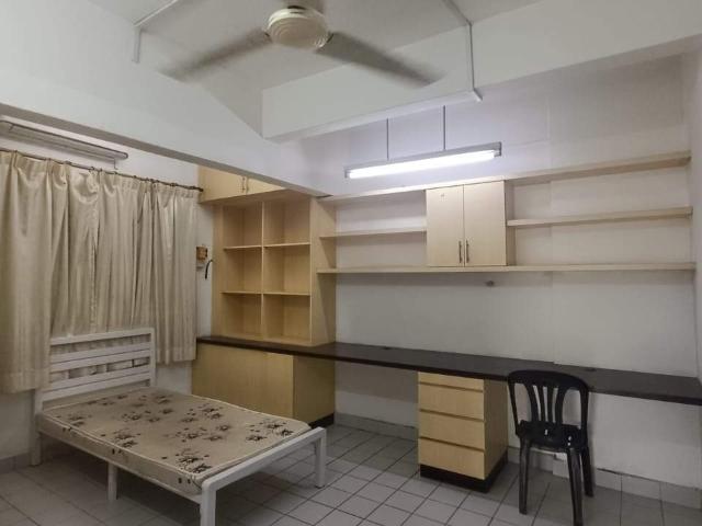 Room for rent in Bandar Sunway, Majlis Bandaraya Subang Jaya