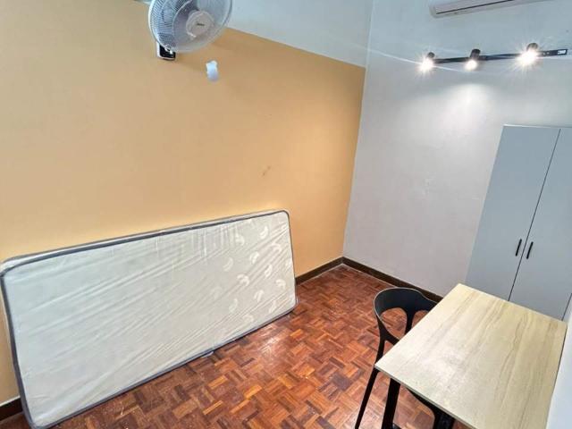 Room for rent in PJU 6, Petaling Jaya