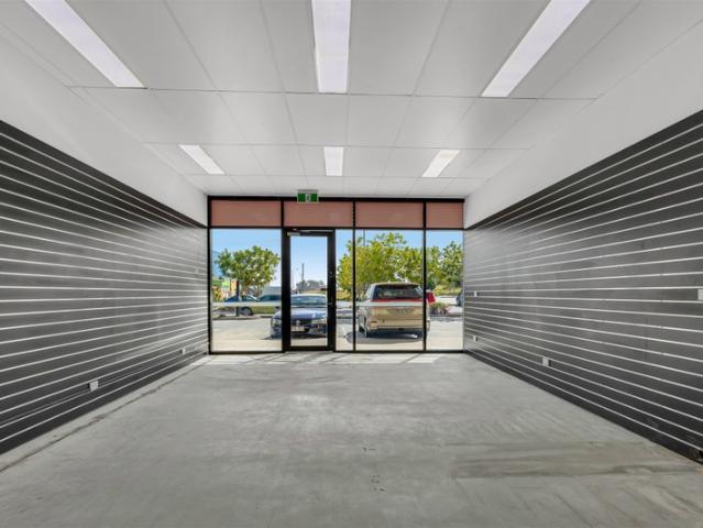 Retail for rent in Toombul, Queensland