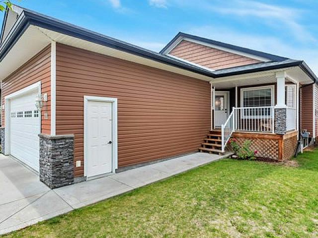 House for sale in Alberta