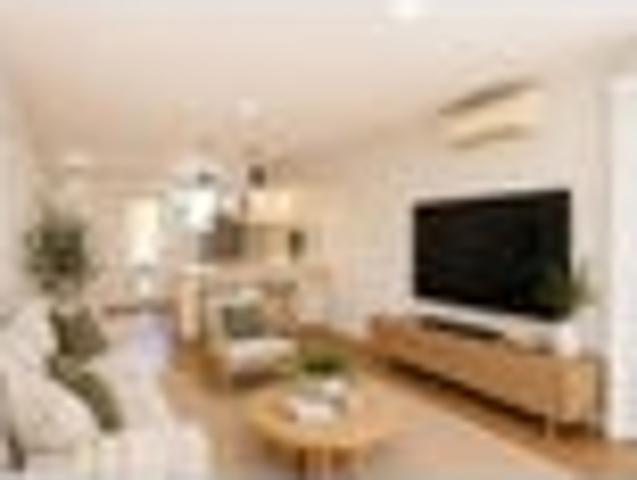 Apartment for sale in Chaslands, Canterbury