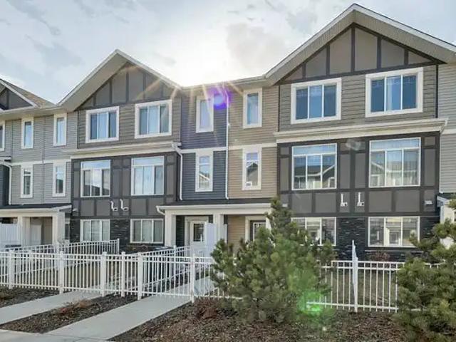 House for rent in Wedgewood, Alberta