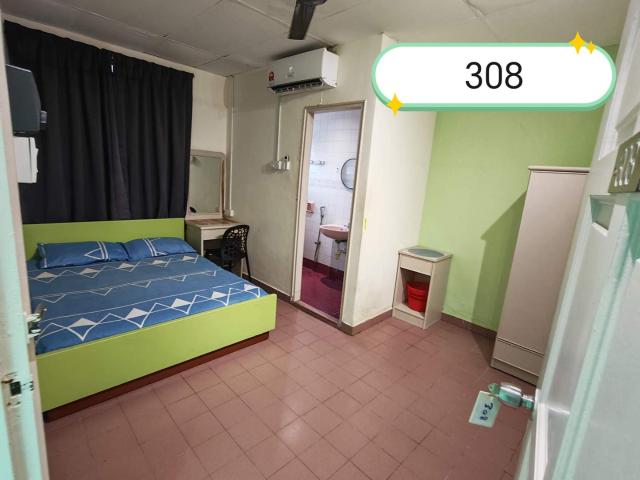 Room for rent in Country Heights Damansara, Kuala Lumpur