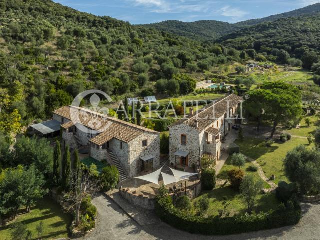 Casa in vendita a Roccastrada, Toscana