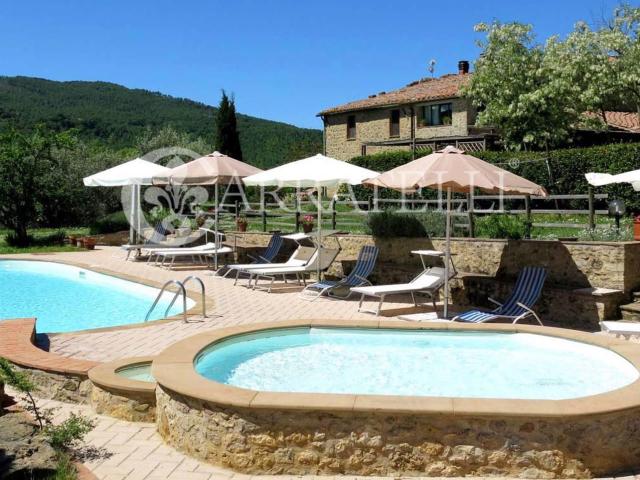 Casa in vendita a Larderello, Toscana