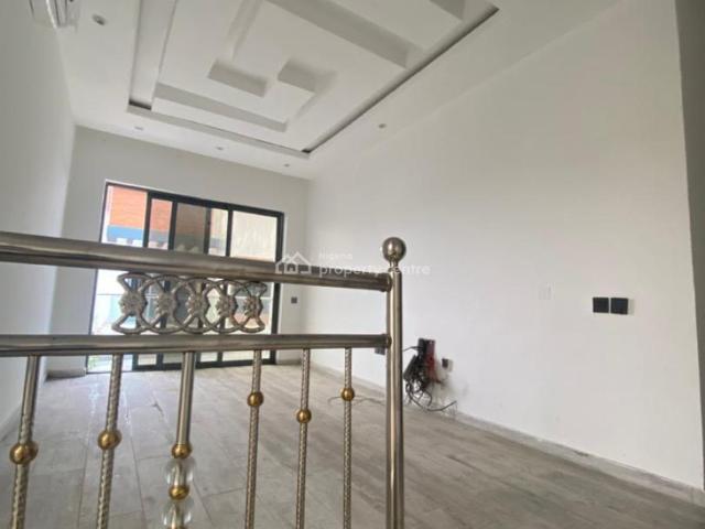 Detached house for sale in Eti Osa, Abuja