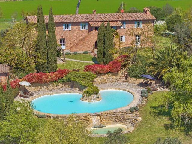 Casa in vendita a Petrignano, Gioiella