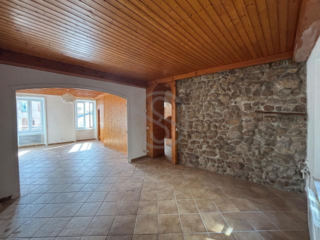 Local Commercial vente à Tournon-sur-Rhône, Annonay