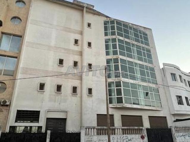 Local commercial vente à Lissasfa ليساسفة, Casablanca ⵜⴰⴷⴷⴰⵔⵜ ⵜⵓⵎⵍⵉⵍⵜ الدار البيضاء