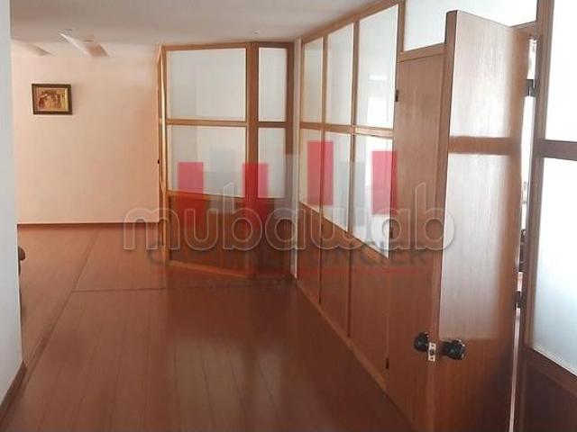 Bureau vente à Anfa, Gharb-Chrarda-Beni Hssen