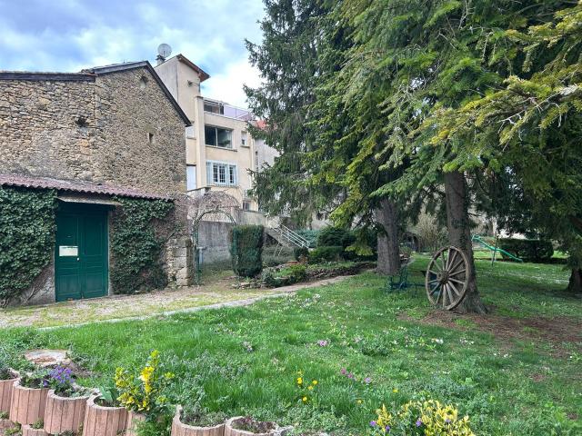 Maison vente à Villefranche-de-Rouergue, Montbazens