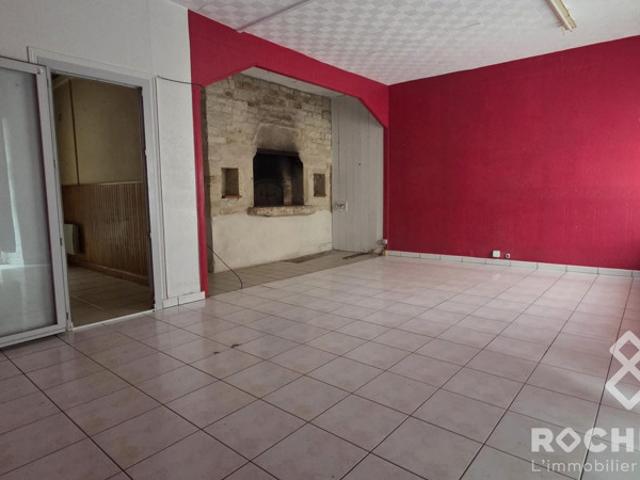 Maison vente à Saint-Jean-d'Angély, Villemorin