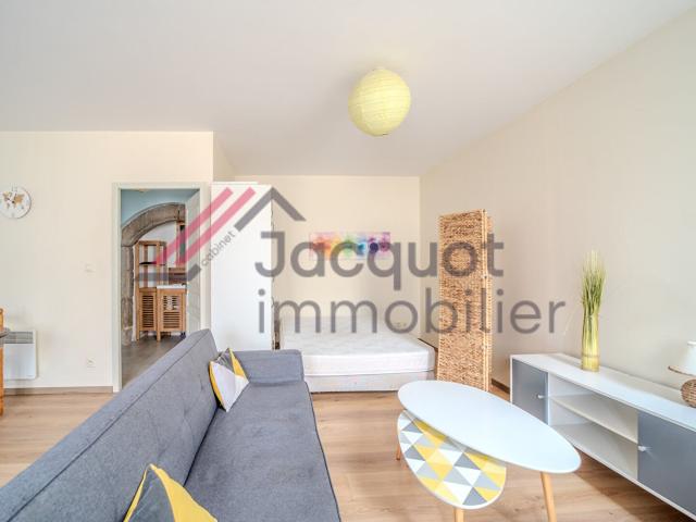 Maison vente à Lons-le-Saunier, Conliège