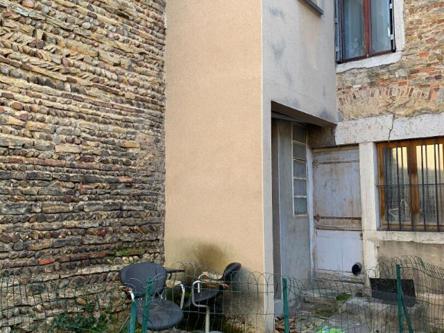 Local Commercial vente à Bourg-en-Bresse, Bourg-en-bresse
