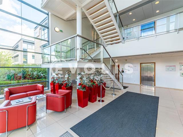 Bureau vente à Torcy, Serris
