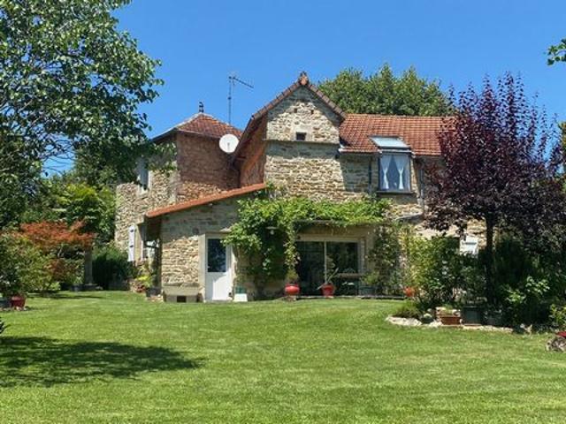 Château vente à Sainte-croix Château vente à Sainte-croix