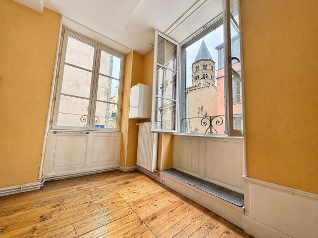 Local Commercial vente à Clermont-Ferrand, Clermont-ferrand