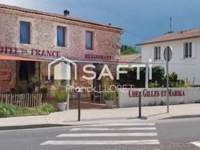 Local Commercial vente à Lesparre-Médoc, Vendays-montalivet