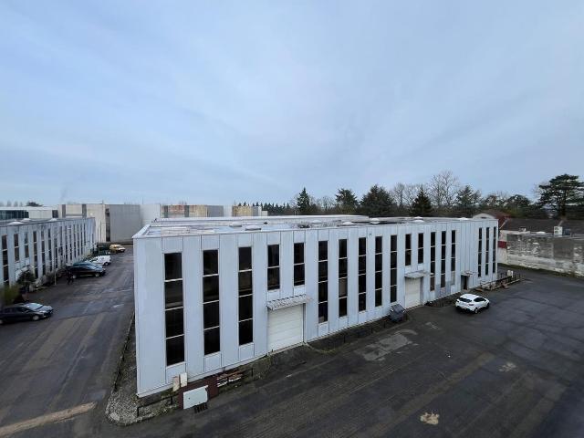 Local Commercial vente à Versailles, Les Loges-en-josas