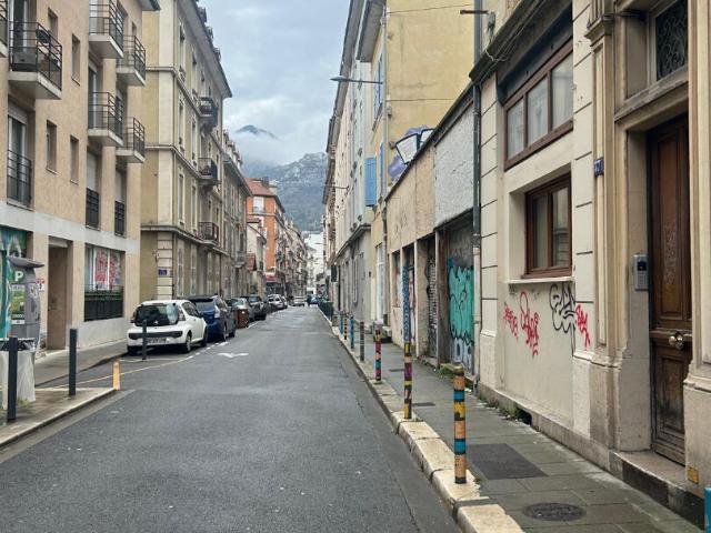 Maison vente à Grenoble