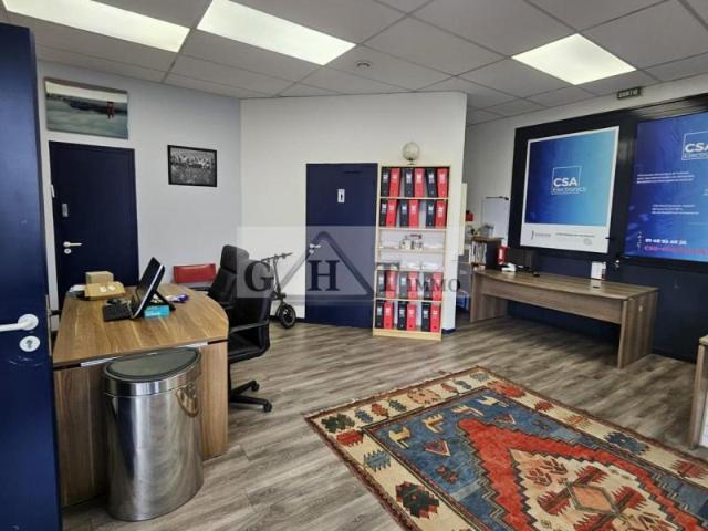 Bureau vente à Créteil