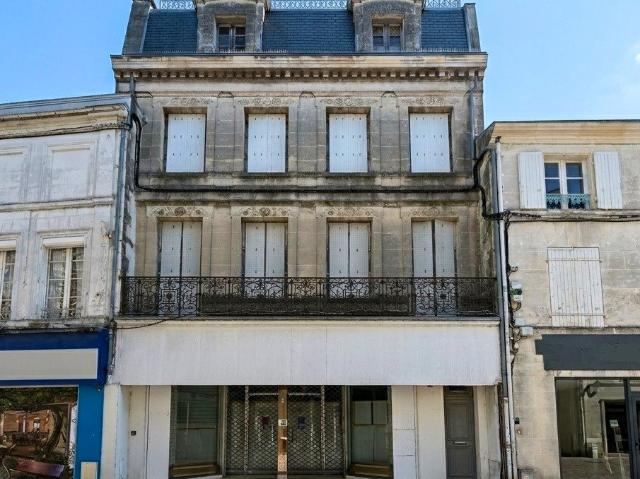 Maison vente à Cognac