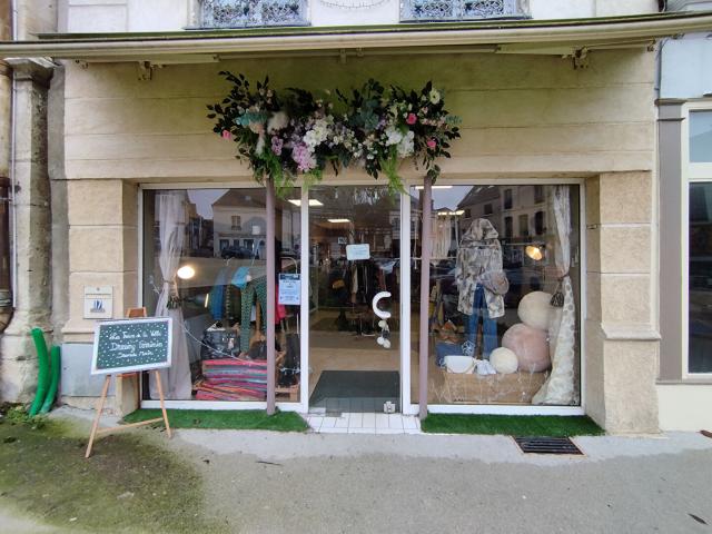 Local Commercial vente à Vieux Pré, Dreux