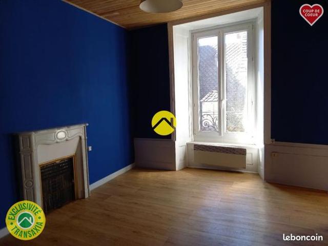Appartement vente à Saint-Flour, Pierrefort