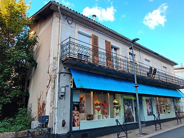 Local Commercial vente à Villefranche-de-Rouergue, Decazeville