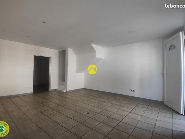 Appartement vente à Saint-Amand-Montrond, Jouet-sur-l'aubois