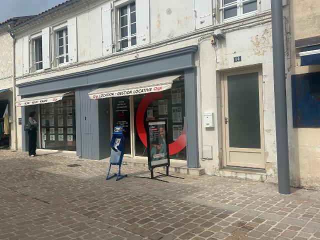 Local Commercial vente à Rochefort, Fouras