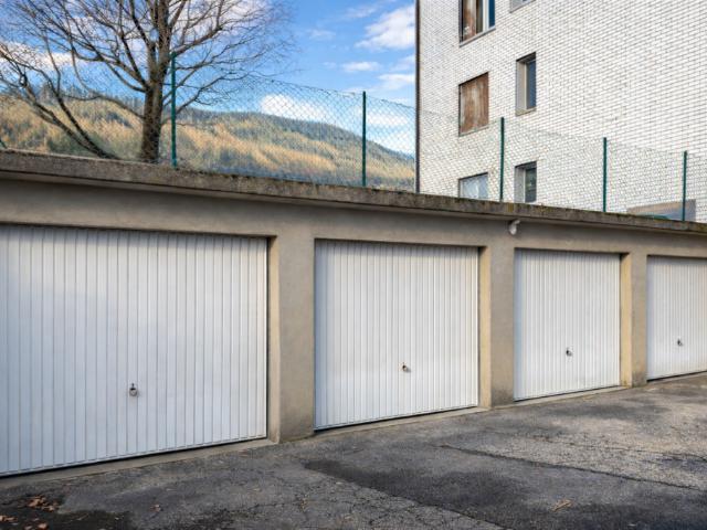 Mehrfamilienhaus kaufen in Lignerolle, Waadt