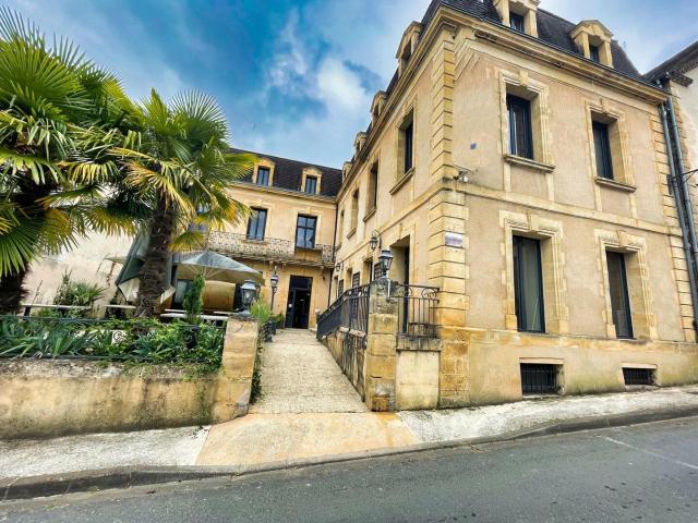 Local Commercial vente à Sarlat-la-Canéda, Saint-amand-de-belvès