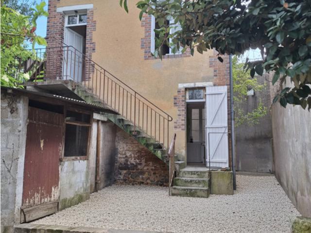 Maison vente à Loches, Château-renault