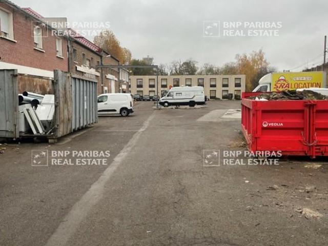 Local Commercial vente à Mantes-la-Jolie, Aubergenville