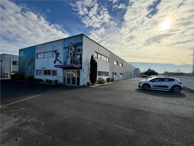 Local Commercial vente à Libourne, Vayres