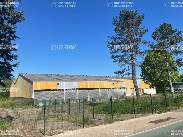 Local Commercial vente à Provins