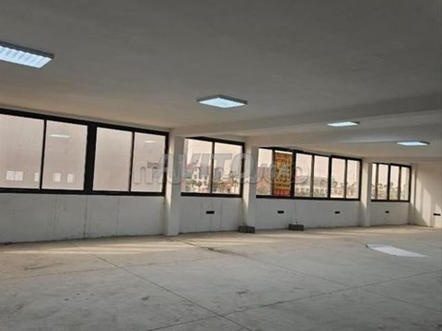 Local commercial vente à Anfa, Gharb-Chrarda-Beni Hssen