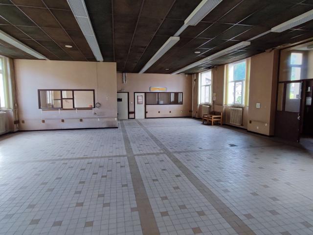Local Commercial vente à Villefranche-de-Rouergue, Decazeville