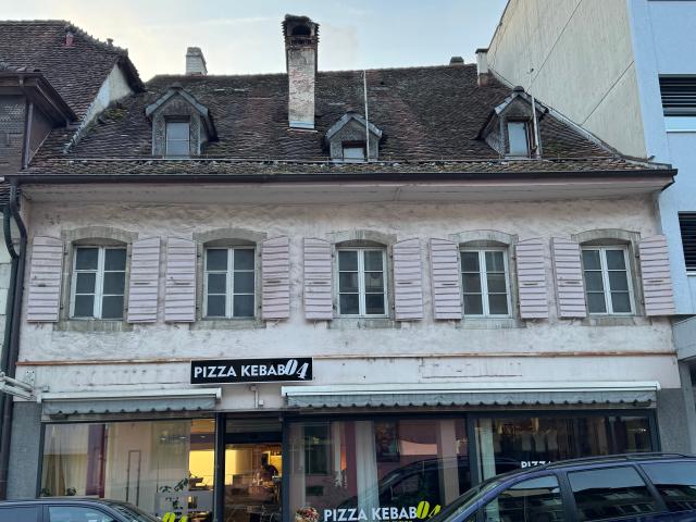 Mehrfamilienhaus kaufen in Moutier, Bern