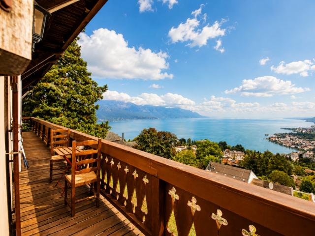 Mehrfamilienhaus kaufen in Chailly-Montreux, Waadt