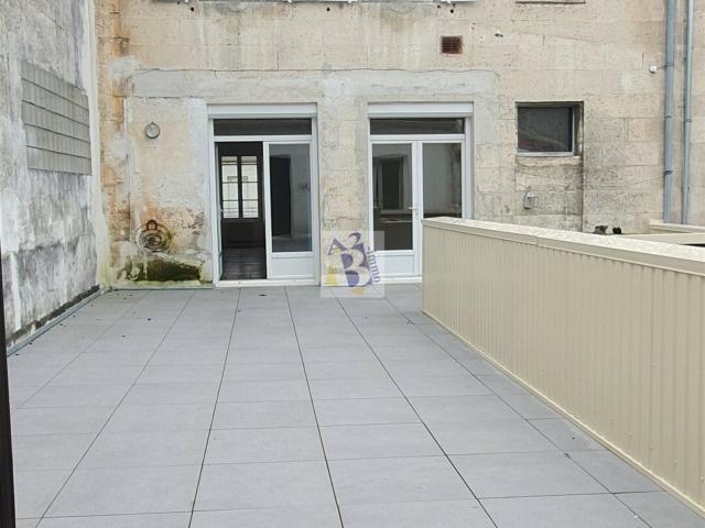 Maison vente à Angoulême, Aignes-et-puypéroux