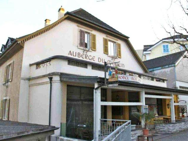 Mehrfamilienhaus kaufen in Delémont, Jura