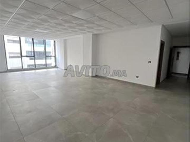 Bureau location à Hay Nahda, Ben Slimane